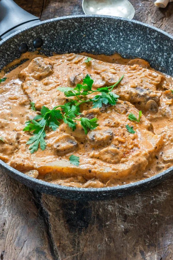 pork chops in skillet 