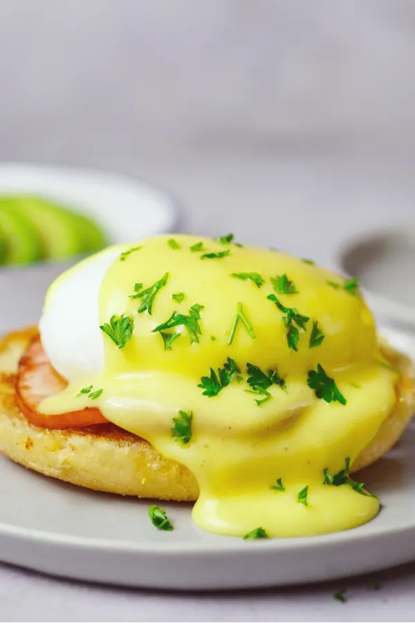 easy eggs benedict 