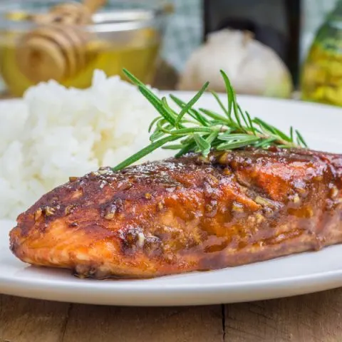 honey garlic salmon
