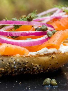 smoked salmon bagel