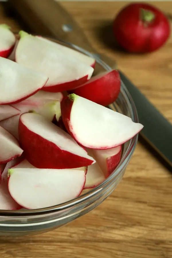 radishes cut in quarters 