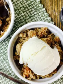 apple crisp for two