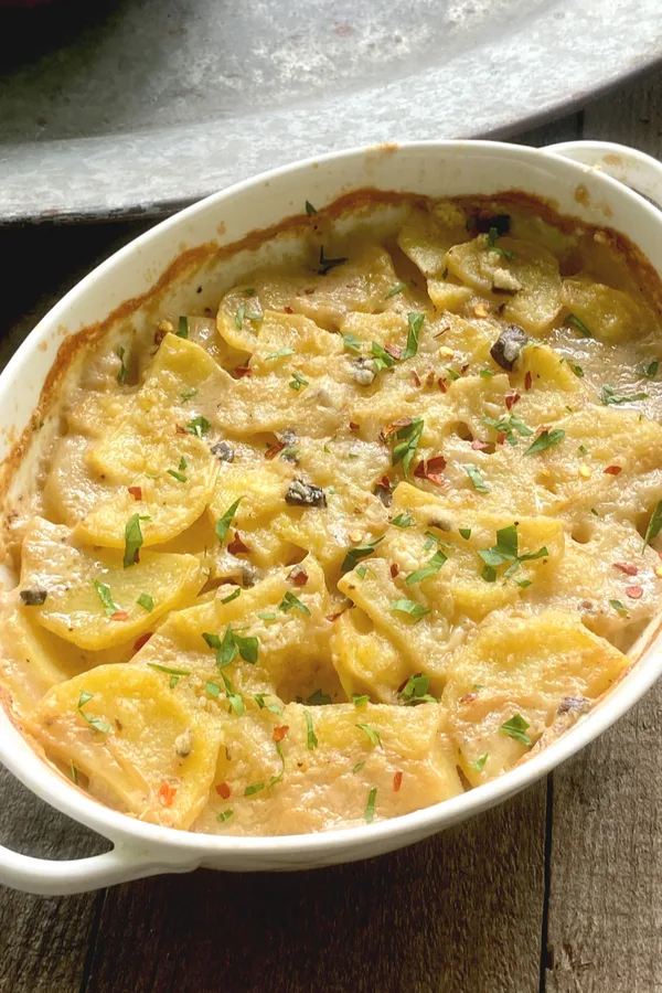 peppered scalloped potatoes 