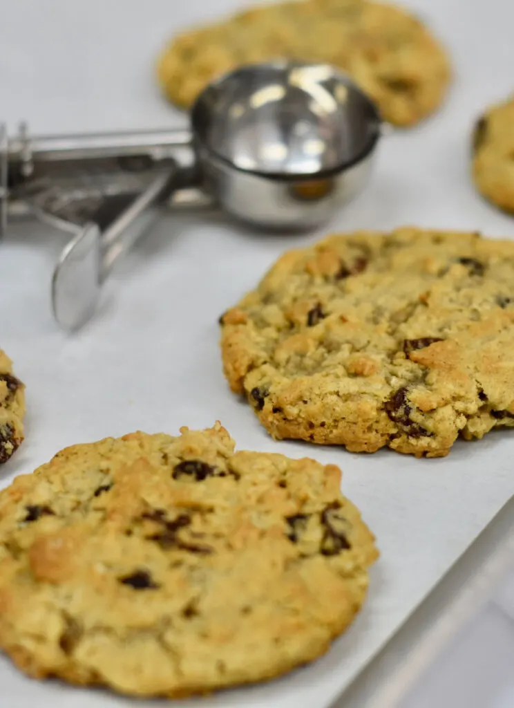 baked oatmeal raisin cookies
