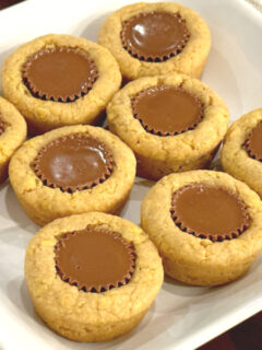 chocolate peanut butter cookie cups