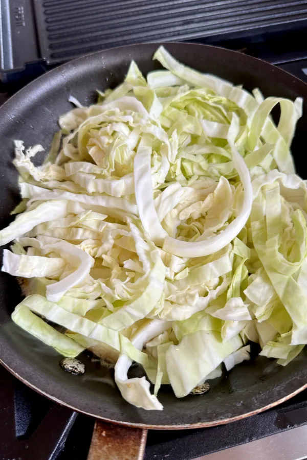 sliced cabbage