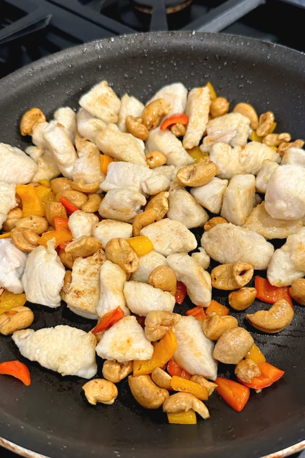 cashew chicken in skillet 