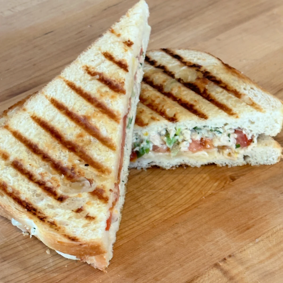 tuna melt sandwich
