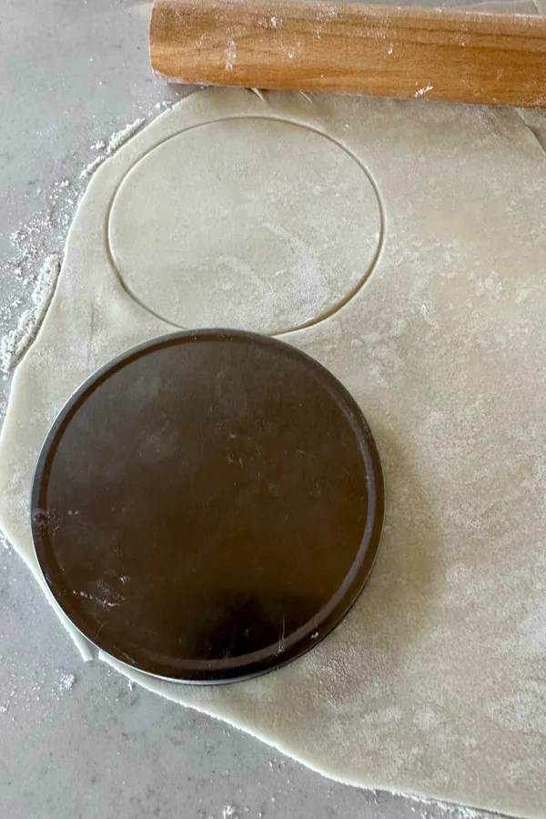 pie dough circles