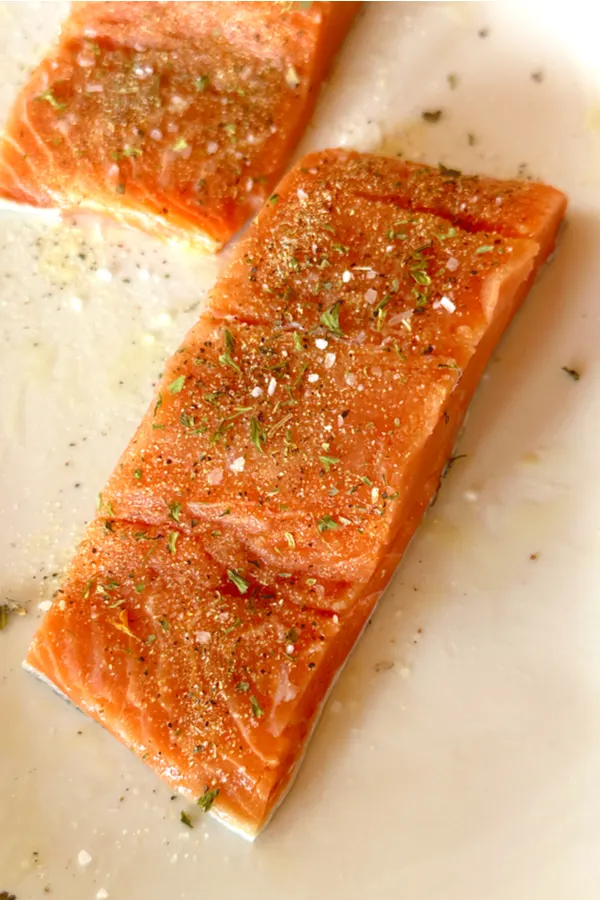 dry rub seasoning on fish 