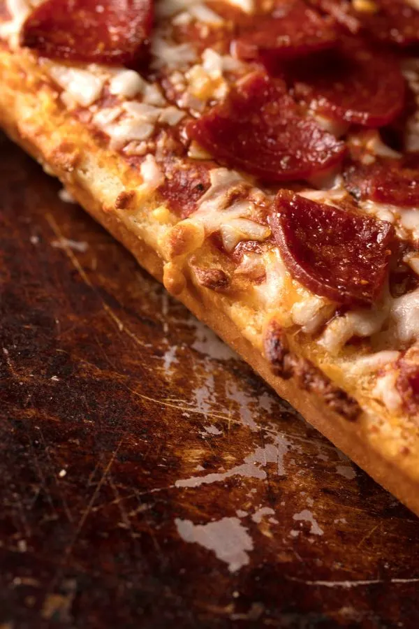 Pepperoni pizza 