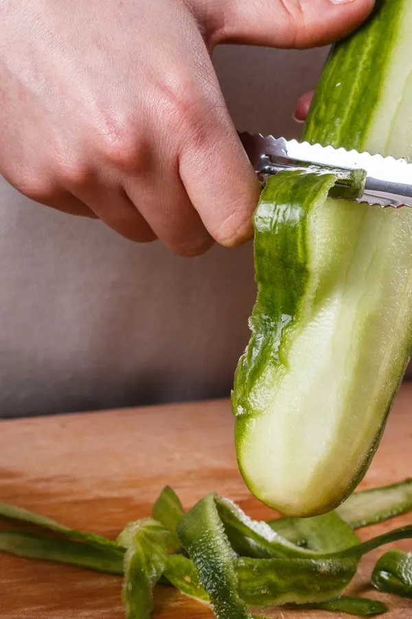 Peeling cucumber