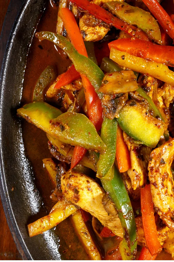 chicken fajitas in skillet 