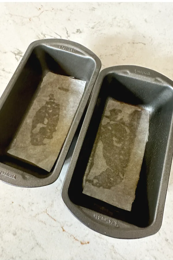 mini loaf pans with parchment paper