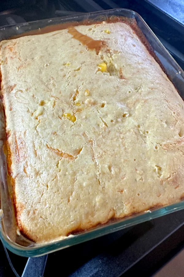 cornbread baked on top of chili 