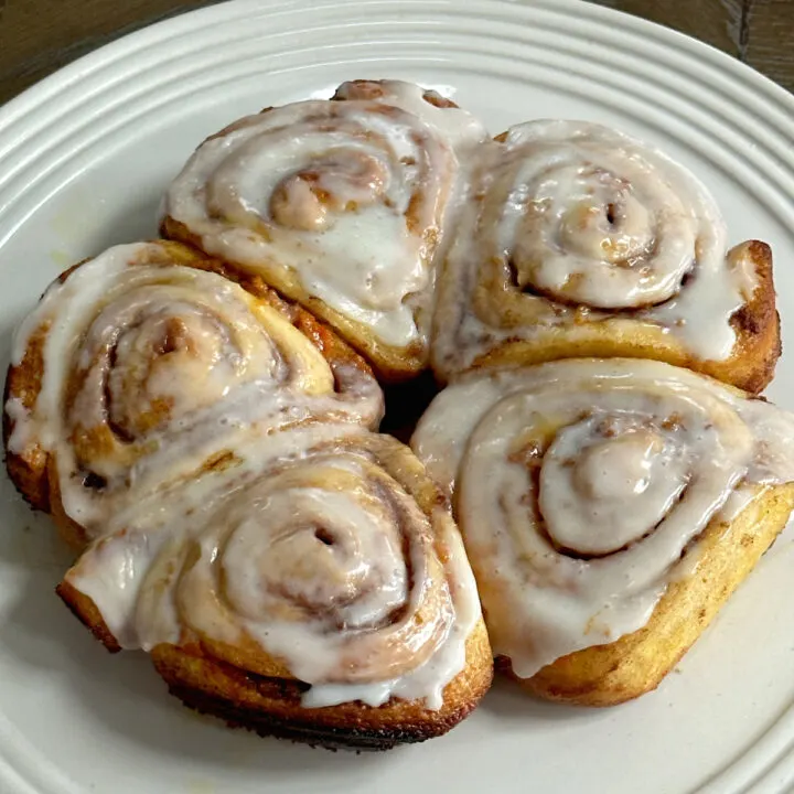 pumpkin spice cinnamon rolls