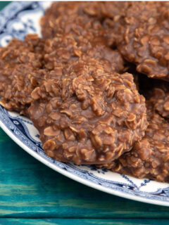 Chocolate peanut butter no bake cookies