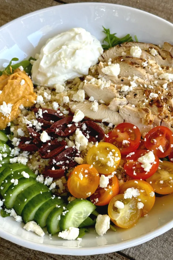 Mediterranean bowl with chicken