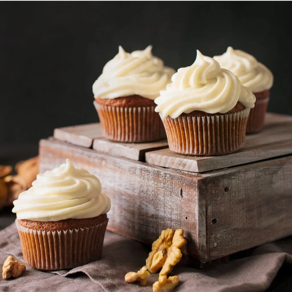 carrot cake cupcakes