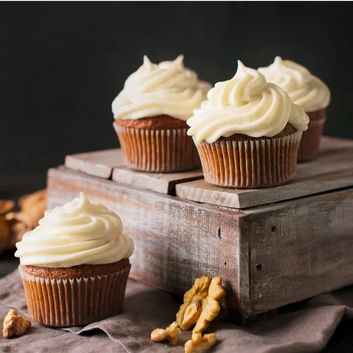 carrot cake cupcakes