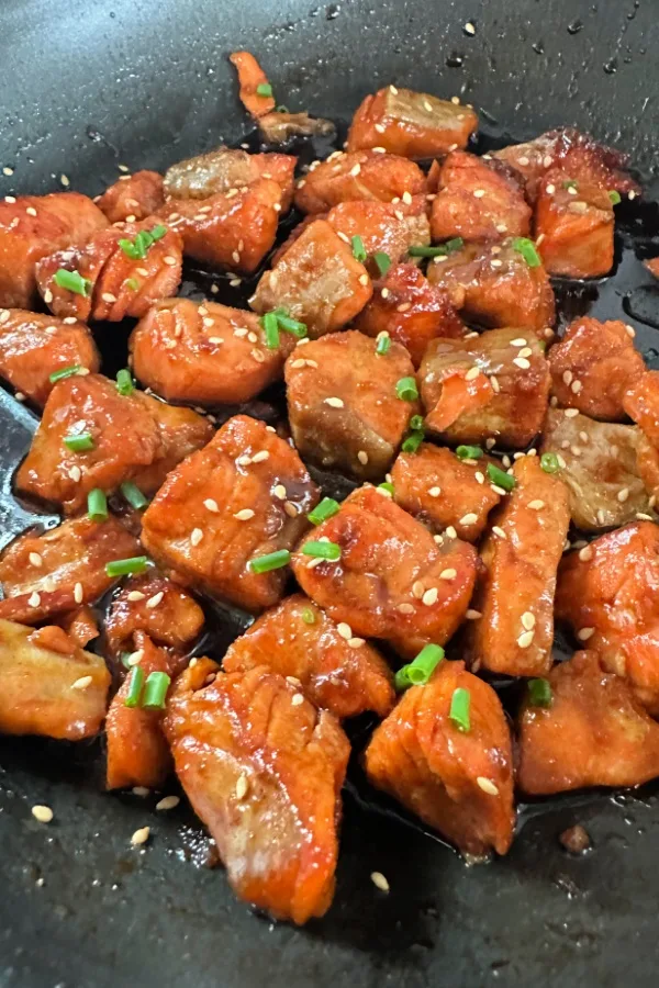honey garlic salmon bites with sesame seeds