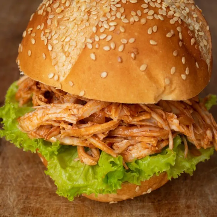 crock pot barbecue ranch chicken sandwich