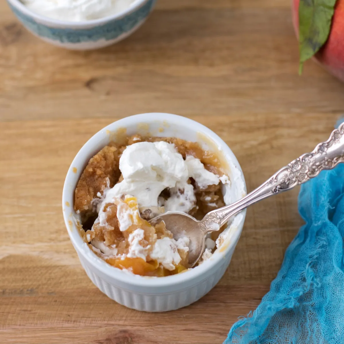 peach cobbler for two