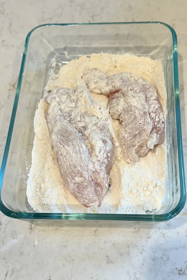 chicken cutlets in flour