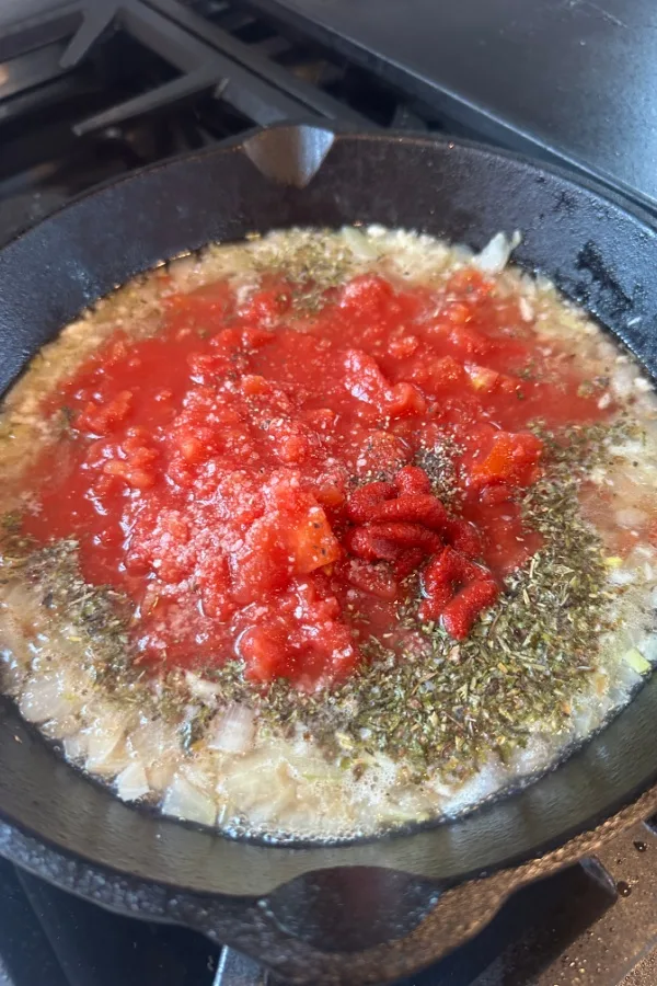 crushed tomatoes in sauce