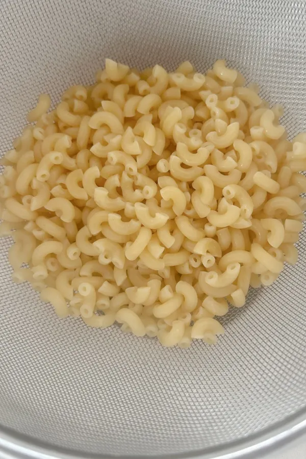 elbow noodles draining