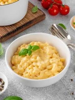 homemade macaroni and cheese
