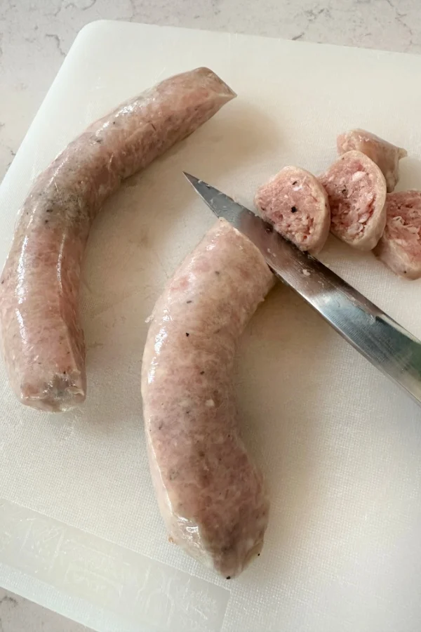 cutting sausage in rings
