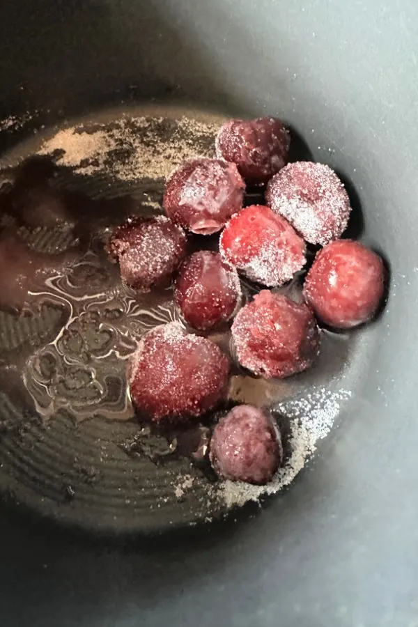 tart cherries in sugar
