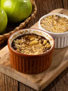 apple crisp in ramekins