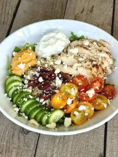 Mediterranean bowl with chicken